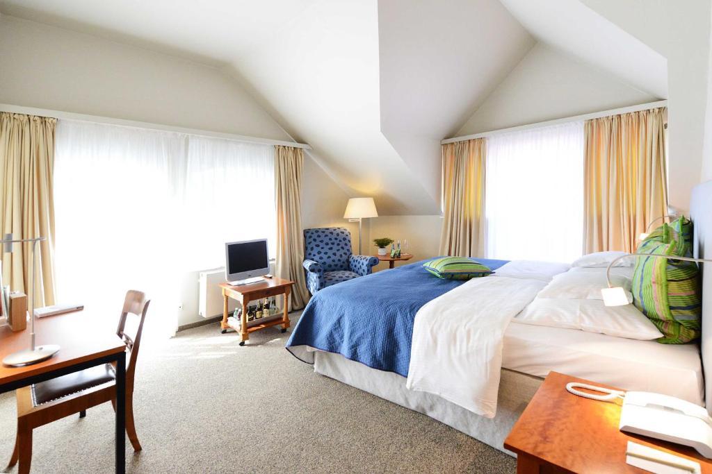 Romantik Hotel Jagdhaus Waldfrieden Bilsen Room photo